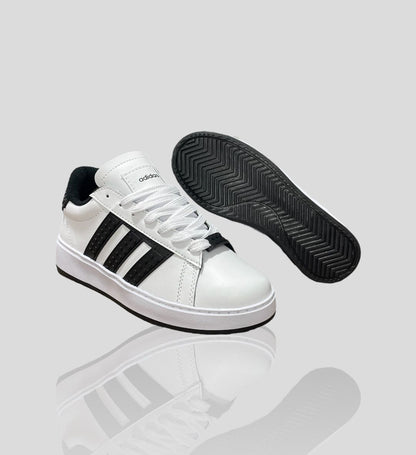 TENIS ADIDAS GRAND COURT X LEGO® 2.0 BLANCO - NEGRO