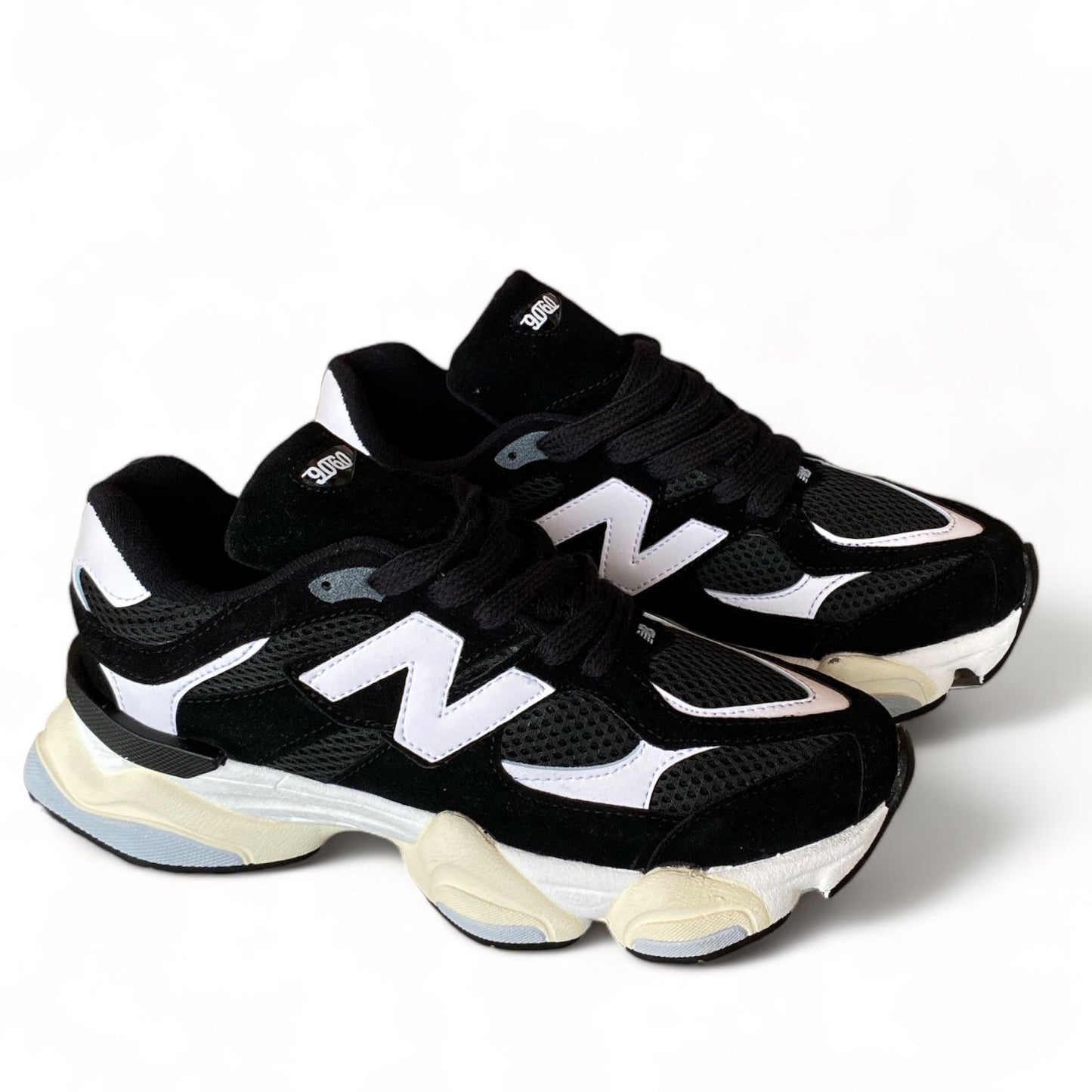 New Balance 9060 Negro